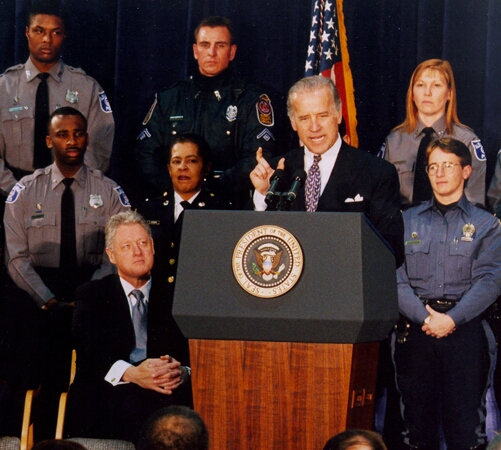 Joe Biden and Bill Clinton 1994 crime bill