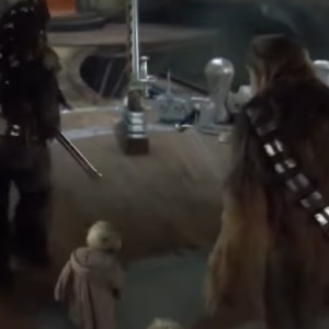Chewbacca helping Yoda escape Kashyyyk Star Wars Episode III Revenge of the Sith